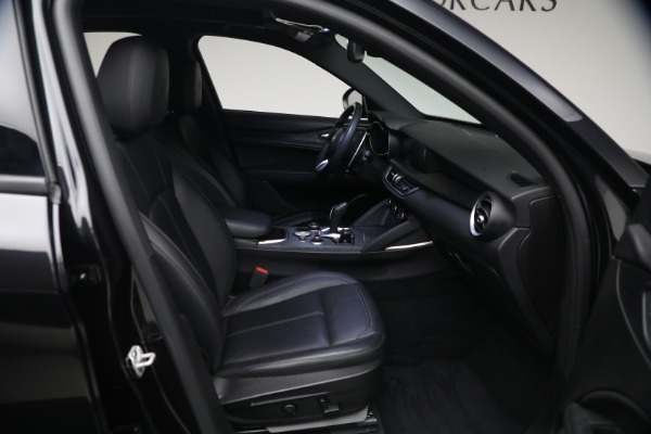 Used 2022 Alfa Romeo Stelvio Sprint for sale $24,900 at Rolls-Royce Motor Cars Greenwich in Greenwich CT 06830 16