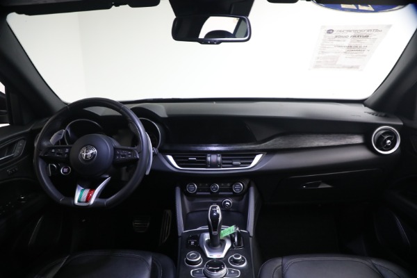 Used 2022 Alfa Romeo Stelvio Sprint for sale $24,900 at Rolls-Royce Motor Cars Greenwich in Greenwich CT 06830 22