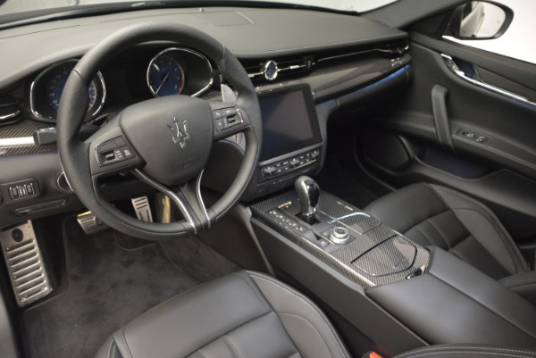 New 2017 Maserati Quattroporte S Q4 GranSport for sale Sold at Rolls-Royce Motor Cars Greenwich in Greenwich CT 06830 22