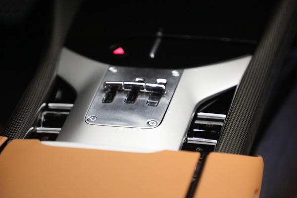 Used 2025 Ferrari Purosangue for sale $579,900 at Rolls-Royce Motor Cars Greenwich in Greenwich CT 06830 27