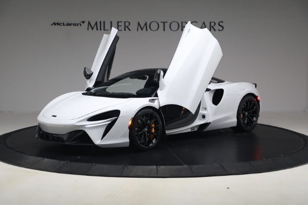 Used 2023 McLaren Artura for sale $184,900 at Rolls-Royce Motor Cars Greenwich in Greenwich CT 06830 14