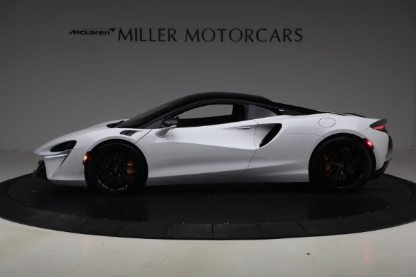 Used 2023 McLaren Artura for sale $184,900 at Rolls-Royce Motor Cars Greenwich in Greenwich CT 06830 3