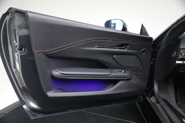 New 2026 Aston Martin Vantage S Roadster for sale $272,300 at Rolls-Royce Motor Cars Greenwich in Greenwich CT 06830 25