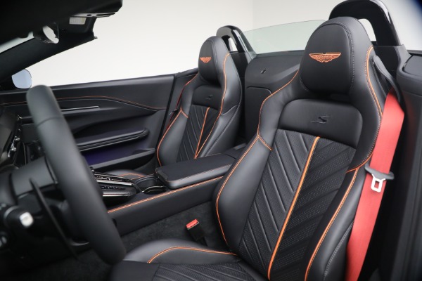 New 2026 Aston Martin Vantage S Roadster for sale $272,300 at Rolls-Royce Motor Cars Greenwich in Greenwich CT 06830 28