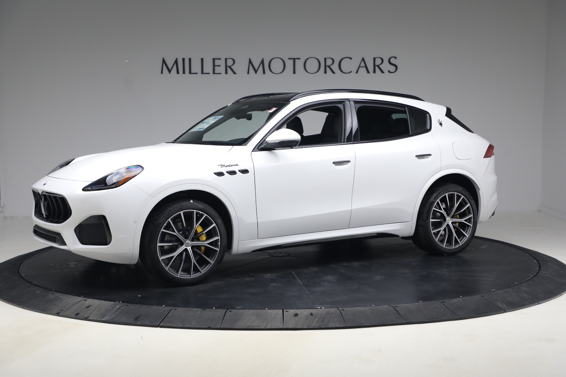 New 2026 Maserati Grecale Modena V6 for sale $95,345 at Rolls-Royce Motor Cars Greenwich in Greenwich CT 06830 1