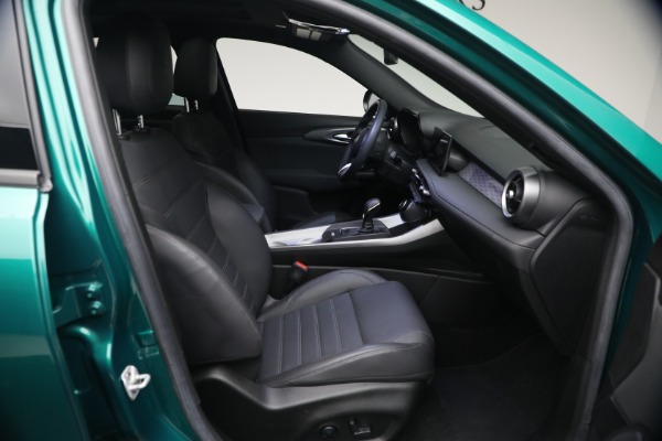 Used 2024 Alfa Romeo Tonale Hybrid Ti for sale $30,900 at Rolls-Royce Motor Cars Greenwich in Greenwich CT 06830 14