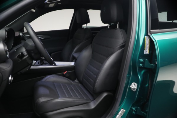 Used 2024 Alfa Romeo Tonale Hybrid Ti for sale $30,900 at Rolls-Royce Motor Cars Greenwich in Greenwich CT 06830 15