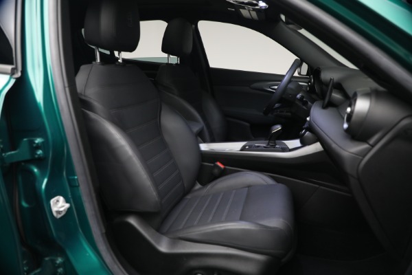 Used 2024 Alfa Romeo Tonale Hybrid Ti for sale $30,900 at Rolls-Royce Motor Cars Greenwich in Greenwich CT 06830 16