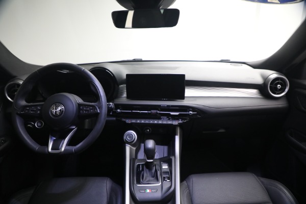Used 2024 Alfa Romeo Tonale Hybrid Ti for sale $30,900 at Rolls-Royce Motor Cars Greenwich in Greenwich CT 06830 22