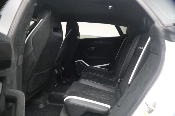Used 2024 Lamborghini Urus Performante for sale $289,900 at Rolls-Royce Motor Cars Greenwich in Greenwich CT 06830 19