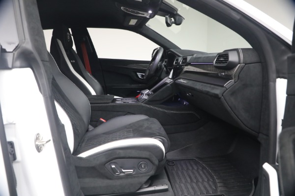 Used 2024 Lamborghini Urus Performante for sale $289,900 at Rolls-Royce Motor Cars Greenwich in Greenwich CT 06830 23