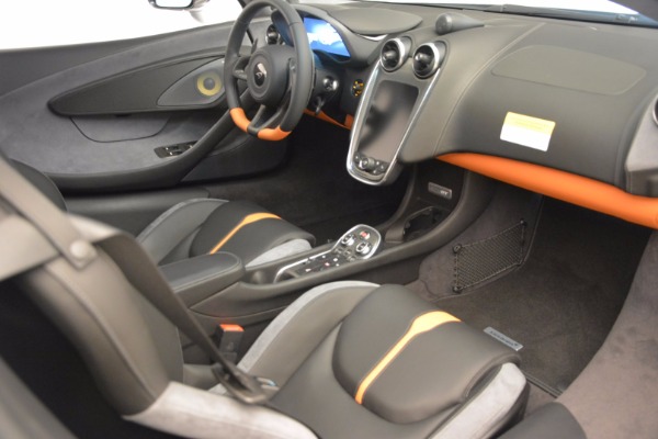 New 2017 McLaren 570GT for sale Sold at Rolls-Royce Motor Cars Greenwich in Greenwich CT 06830 19
