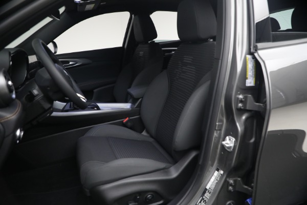 New 2026 Alfa Romeo Tonale Sprint for sale $44,440 at Rolls-Royce Motor Cars Greenwich in Greenwich CT 06830 14