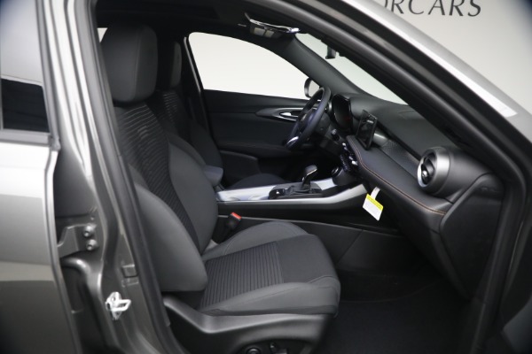 New 2026 Alfa Romeo Tonale Sprint for sale $44,440 at Rolls-Royce Motor Cars Greenwich in Greenwich CT 06830 15