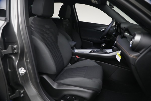 New 2026 Alfa Romeo Tonale Sprint for sale $44,440 at Rolls-Royce Motor Cars Greenwich in Greenwich CT 06830 16