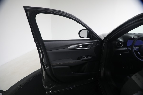 New 2026 Alfa Romeo Tonale Sprint for sale $44,440 at Rolls-Royce Motor Cars Greenwich in Greenwich CT 06830 22