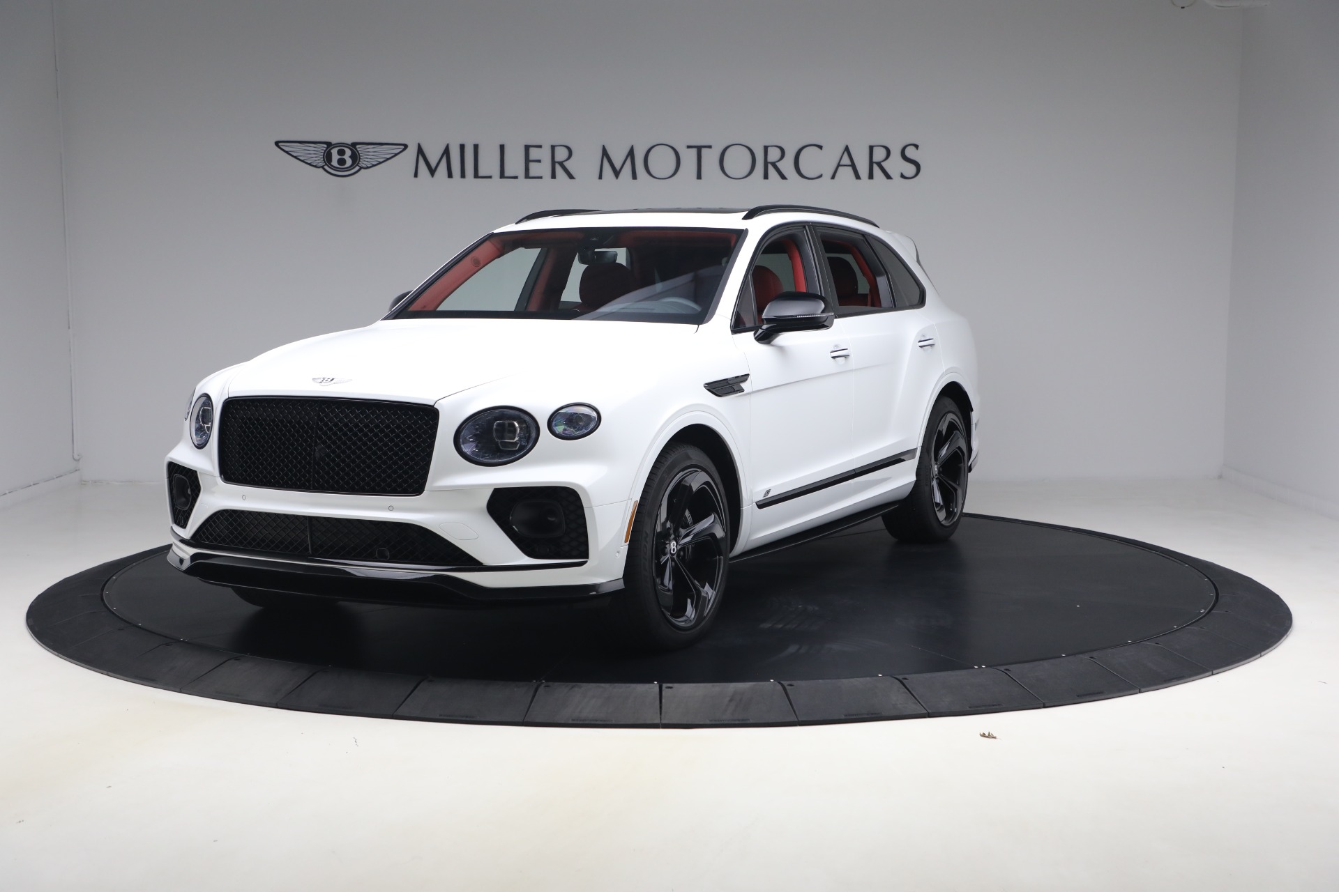 Used 2023 Bentley Bentayga S V8 for sale $155,900 at Rolls-Royce Motor Cars Greenwich in Greenwich CT 06830 1