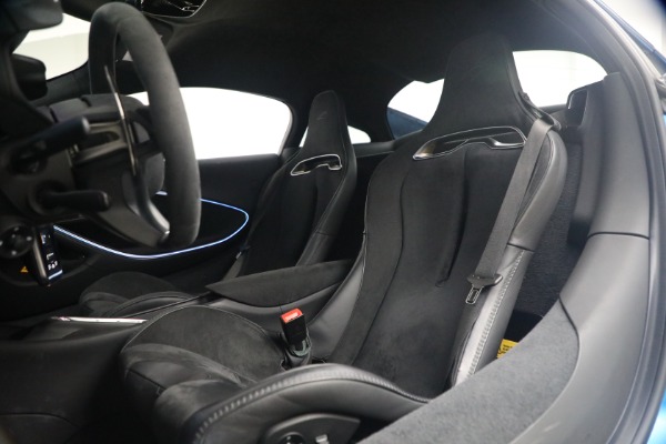 Used 2024 McLaren Artura Performance for sale $182,900 at Rolls-Royce Motor Cars Greenwich in Greenwich CT 06830 16