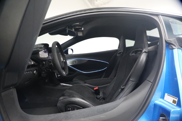 Used 2024 McLaren Artura Performance for sale $182,900 at Rolls-Royce Motor Cars Greenwich in Greenwich CT 06830 17