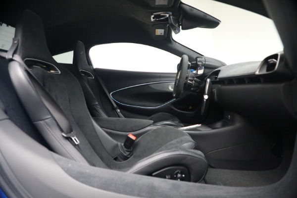 Used 2024 McLaren Artura Performance for sale $182,900 at Rolls-Royce Motor Cars Greenwich in Greenwich CT 06830 21