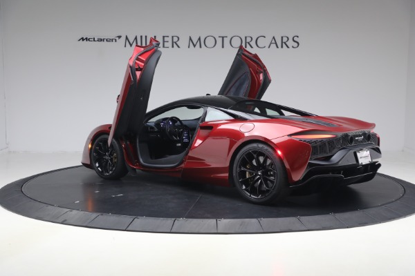 Used 2023 McLaren Artura Performance for sale $179,900 at Rolls-Royce Motor Cars Greenwich in Greenwich CT 06830 16