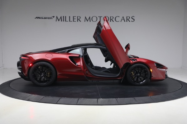 Used 2023 McLaren Artura Performance for sale $179,900 at Rolls-Royce Motor Cars Greenwich in Greenwich CT 06830 18
