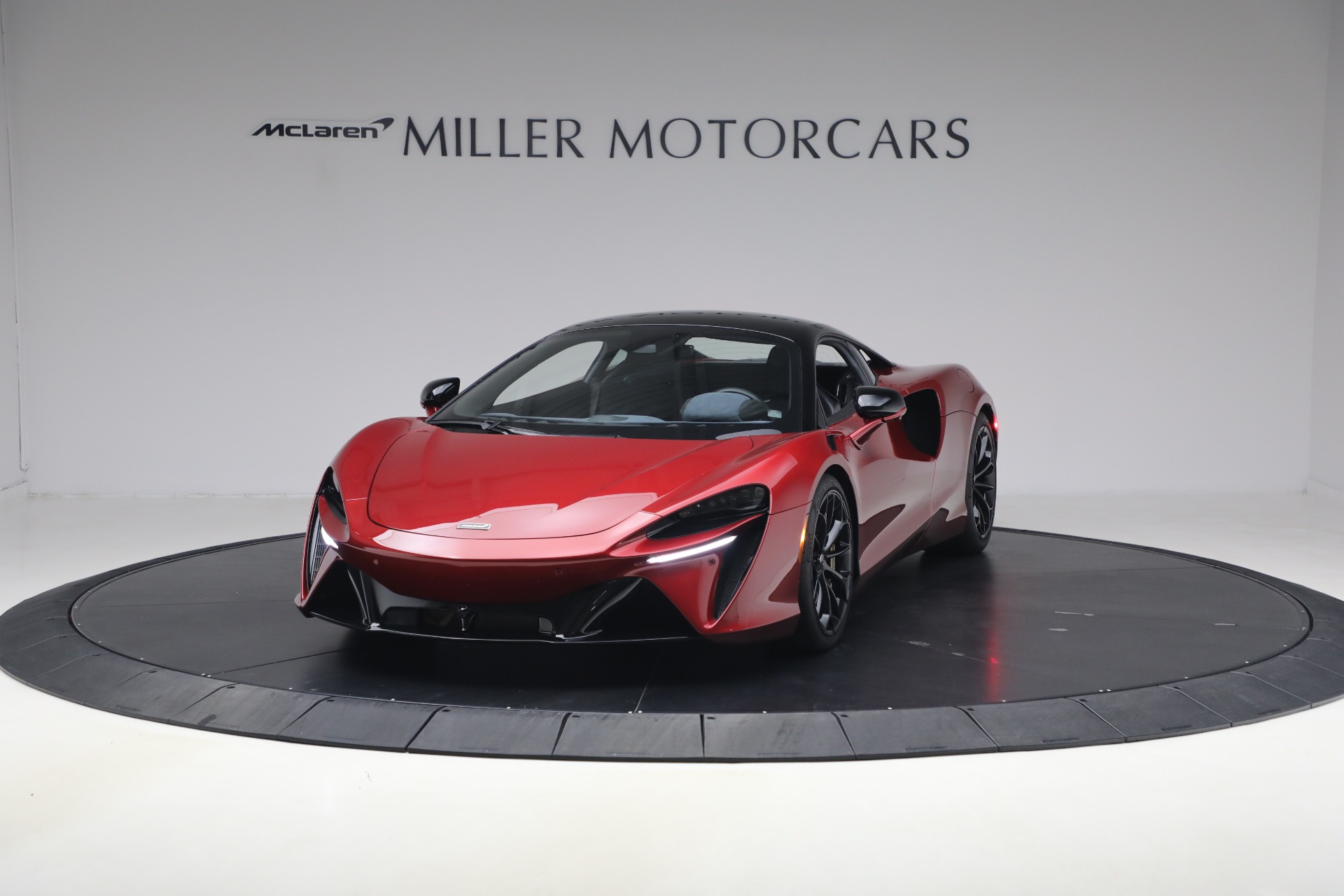 Used 2023 McLaren Artura Performance for sale $179,900 at Rolls-Royce Motor Cars Greenwich in Greenwich CT 06830 1