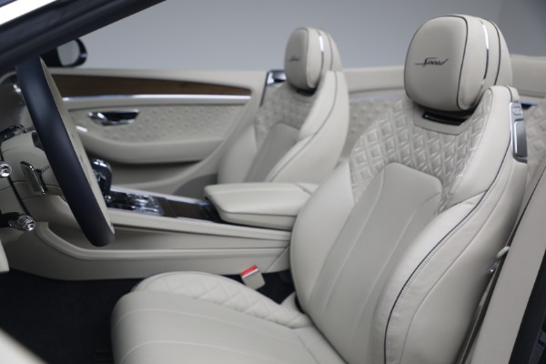 Used 2023 Bentley Continental GTC Speed for sale $265,900 at Rolls-Royce Motor Cars Greenwich in Greenwich CT 06830 23