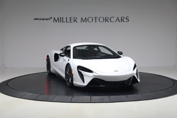 Used 2023 McLaren Artura TechLux for sale $164,900 at Rolls-Royce Motor Cars Greenwich in Greenwich CT 06830 11