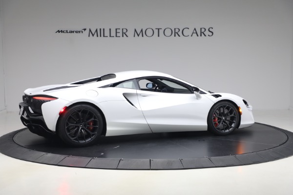 Used 2023 McLaren Artura TechLux for sale $164,900 at Rolls-Royce Motor Cars Greenwich in Greenwich CT 06830 8