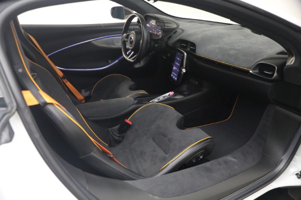 Used 2023 McLaren Artura Performance for sale $164,900 at Rolls-Royce Motor Cars Greenwich in Greenwich CT 06830 27