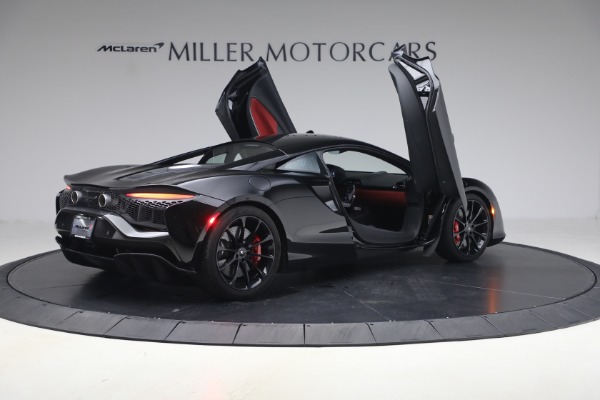 Used 2024 McLaren Artura TechLux for sale Call for price at Rolls-Royce Motor Cars Greenwich in Greenwich CT 06830 18