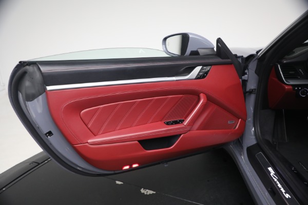 Used 2021 Porsche 911 Carrera S for sale $134,900 at Rolls-Royce Motor Cars Greenwich in Greenwich CT 06830 20