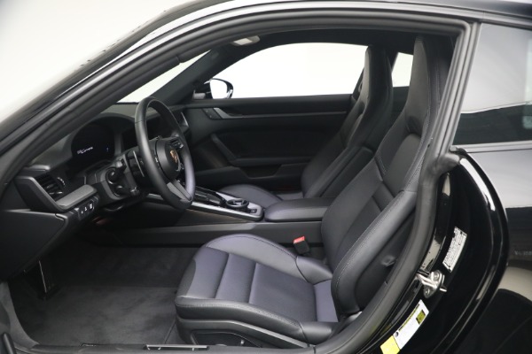 Used 2025 Porsche 911 Carrera for sale $137,900 at Rolls-Royce Motor Cars Greenwich in Greenwich CT 06830 16