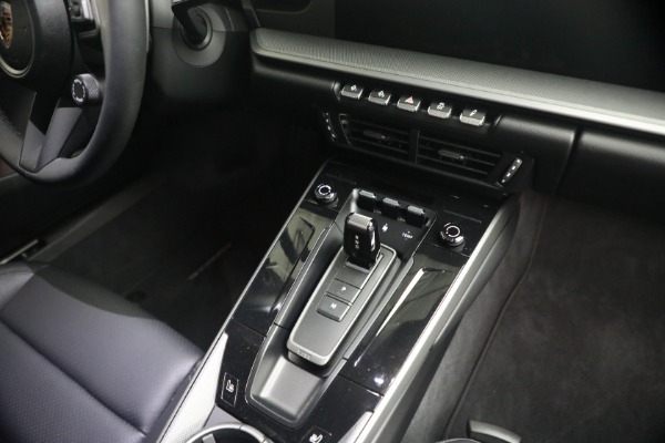 Used 2025 Porsche 911 Carrera for sale $137,900 at Rolls-Royce Motor Cars Greenwich in Greenwich CT 06830 23