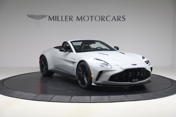 New 2026 Aston Martin Vantage S Roadster for sale $261,400 at Rolls-Royce Motor Cars Greenwich in Greenwich CT 06830 11