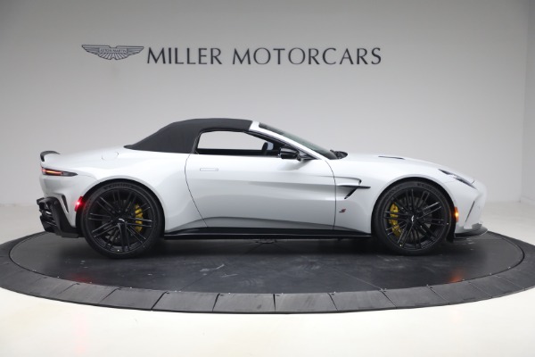 New 2026 Aston Martin Vantage S Roadster for sale $261,400 at Rolls-Royce Motor Cars Greenwich in Greenwich CT 06830 21