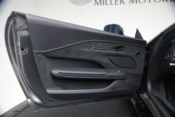 New 2026 Aston Martin Vantage S Roadster for sale $256,400 at Rolls-Royce Motor Cars Greenwich in Greenwich CT 06830 28