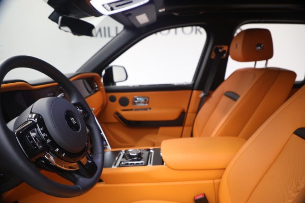 New 2026 Rolls-Royce Cullinan for sale $414,900 at Rolls-Royce Motor Cars Greenwich in Greenwich CT 06830 18