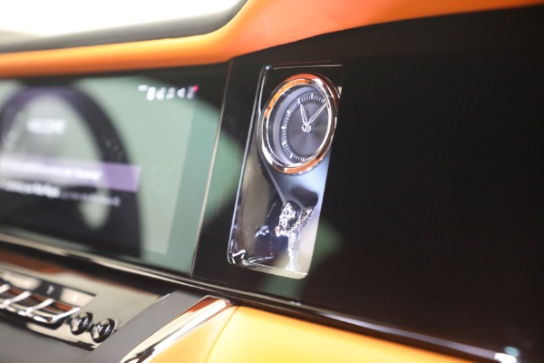 New 2026 Rolls-Royce Cullinan for sale $414,900 at Rolls-Royce Motor Cars Greenwich in Greenwich CT 06830 28