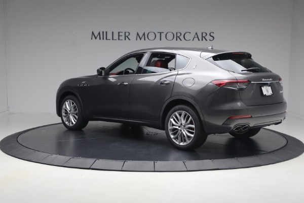 Used 2022 Maserati Levante GT for sale $42,900 at Rolls-Royce Motor Cars Greenwich in Greenwich CT 06830 4