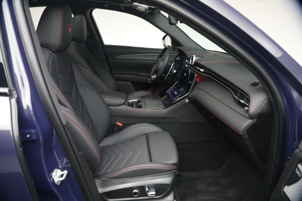 New 2026 Maserati Grecale Modena V6 for sale $100,905 at Rolls-Royce Motor Cars Greenwich in Greenwich CT 06830 14