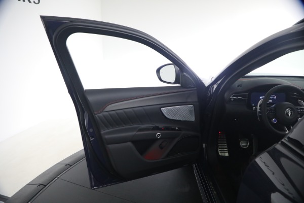 New 2026 Maserati Grecale Modena V6 for sale $100,905 at Rolls-Royce Motor Cars Greenwich in Greenwich CT 06830 23