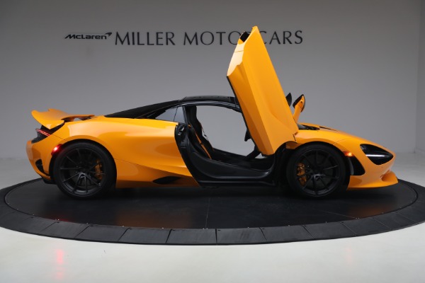 Used 2025 McLaren 750S Spider Performance for sale $369,900 at Rolls-Royce Motor Cars Greenwich in Greenwich CT 06830 19