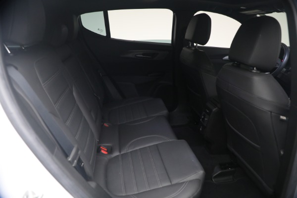 Used 2024 Alfa Romeo Tonale Hybrid Ti for sale $28,900 at Rolls-Royce Motor Cars Greenwich in Greenwich CT 06830 18