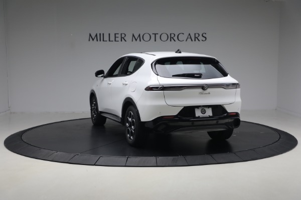 Used 2024 Alfa Romeo Tonale Hybrid Ti for sale $28,900 at Rolls-Royce Motor Cars Greenwich in Greenwich CT 06830 5