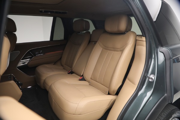 Used 2025 Land Rover Range Rover P530 Autobiography LWB for sale $153,900 at Rolls-Royce Motor Cars Greenwich in Greenwich CT 06830 18