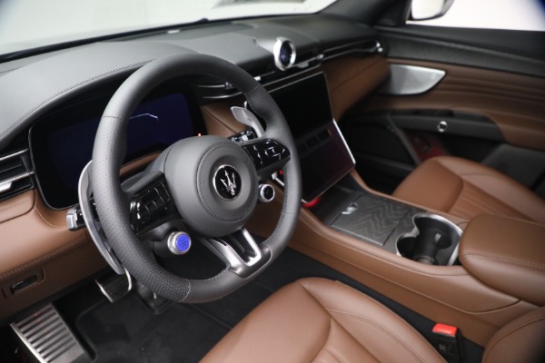 New 2026 Maserati Grecale Modena V6 for sale $96,295 at Rolls-Royce Motor Cars Greenwich in Greenwich CT 06830 21
