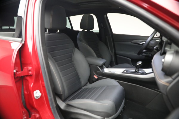 Used 2024 Alfa Romeo Tonale Hybrid Ti for sale $29,900 at Rolls-Royce Motor Cars Greenwich in Greenwich CT 06830 17