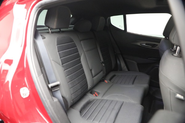 Used 2024 Alfa Romeo Tonale Hybrid Ti for sale $29,900 at Rolls-Royce Motor Cars Greenwich in Greenwich CT 06830 21